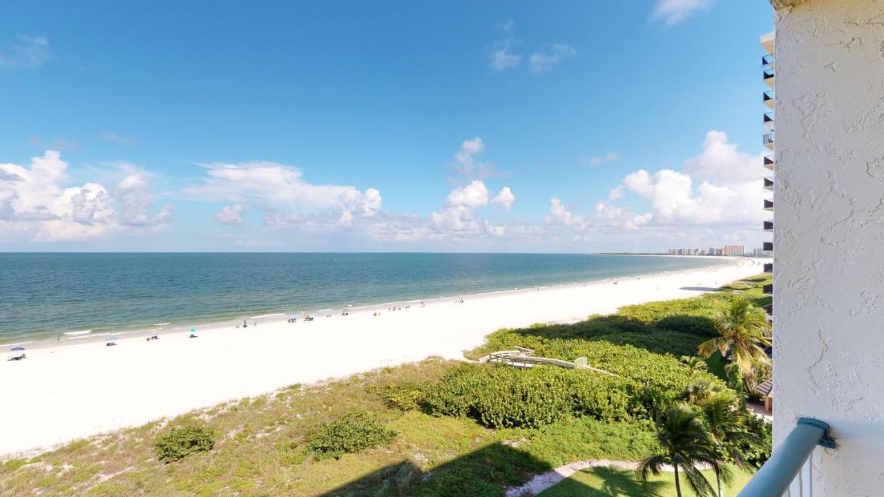 Beachfront At The Apollo Where The Famous Sunsets Never Get Old! マルコ・アイランド エクステリア 写真
