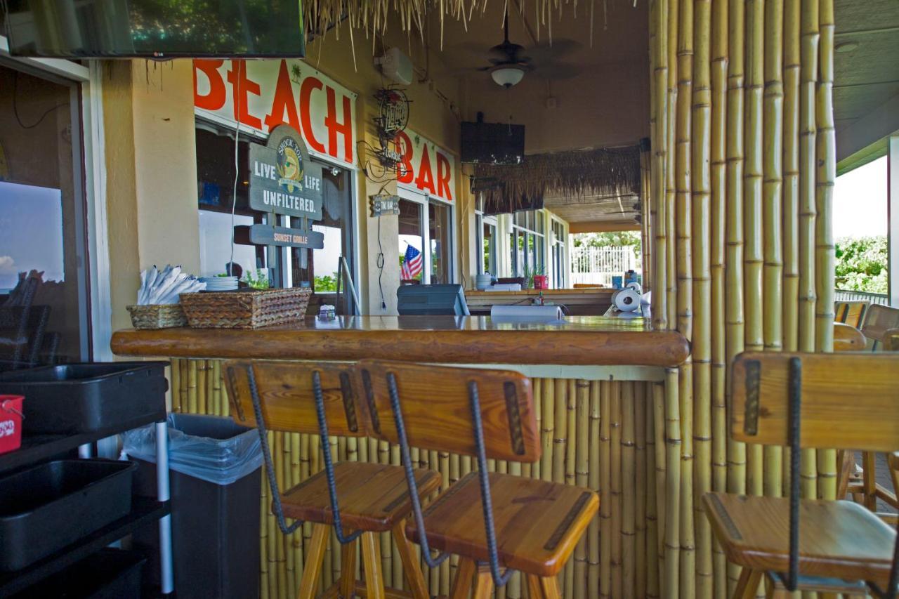 Beachfront At The Apollo Where The Famous Sunsets Never Get Old! マルコ・アイランド エクステリア 写真
